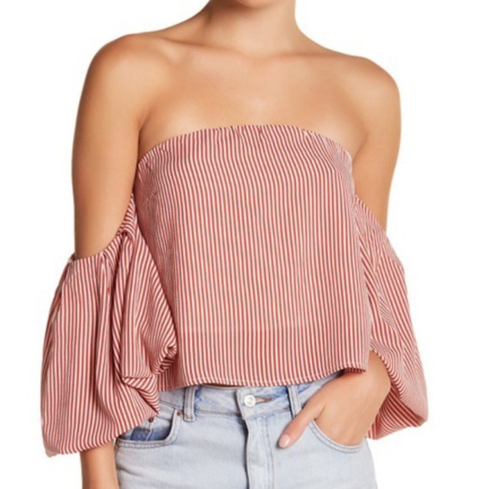Off the shoulder cropped blouse